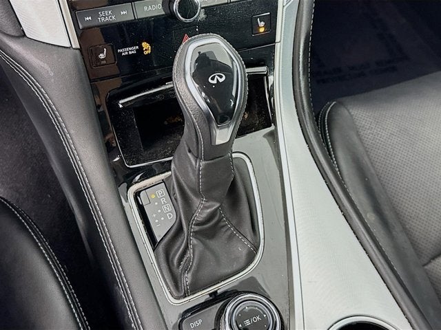 2022 INFINITI Q50 LUXE