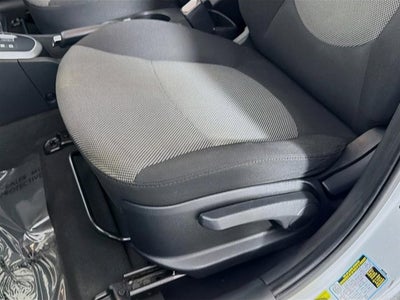 2012 Hyundai Accent GS