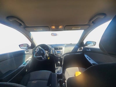 2012 Hyundai Accent GS