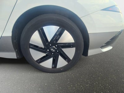 2024 Hyundai IONIQ 6 SE