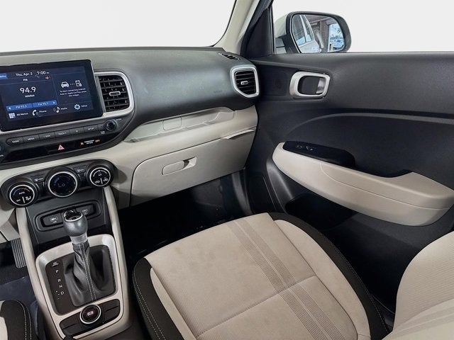 2023 Hyundai Venue SEL