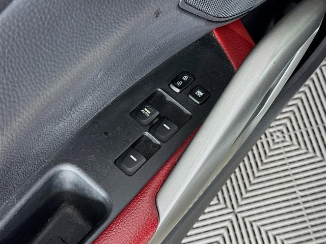 2013 Hyundai Veloster Base