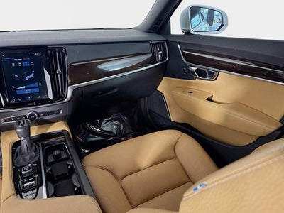 2018 Volvo S90 T5 Momentum