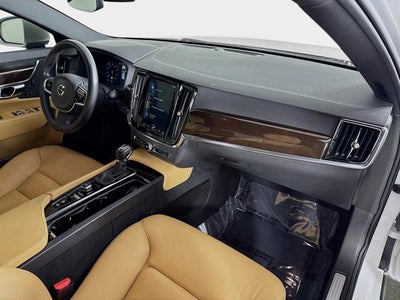 2018 Volvo S90 T5 Momentum