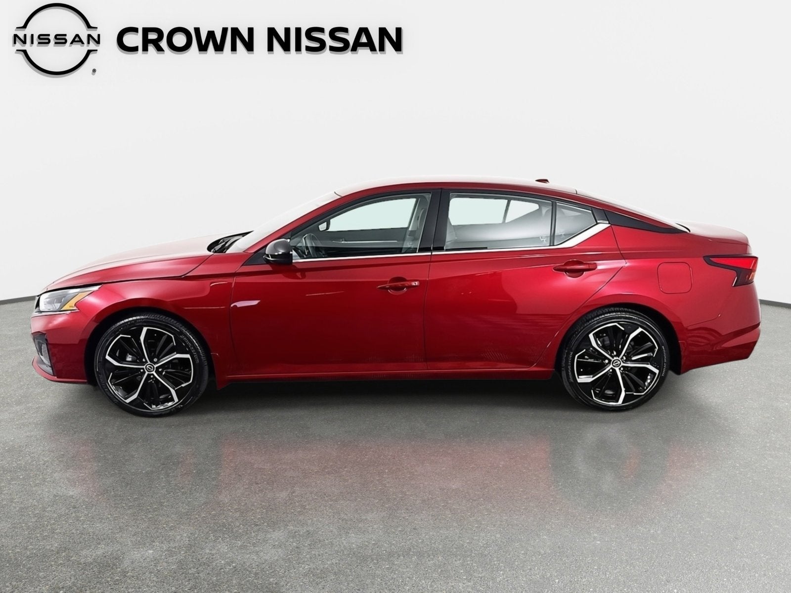 2025 Nissan Altima SR