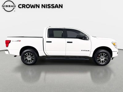 2024 Nissan Titan SV