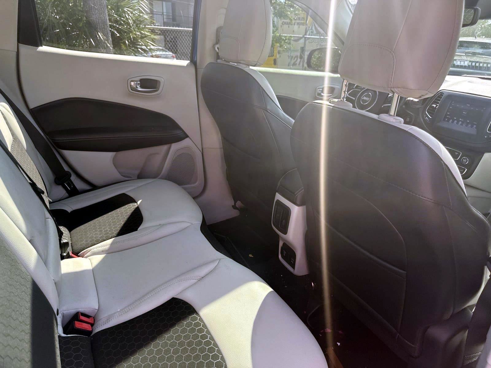 2018 Jeep Compass Latitude w/Sun/Wheel Pkg