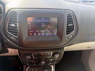 2018 Jeep Compass Latitude w/Sun/Wheel Pkg