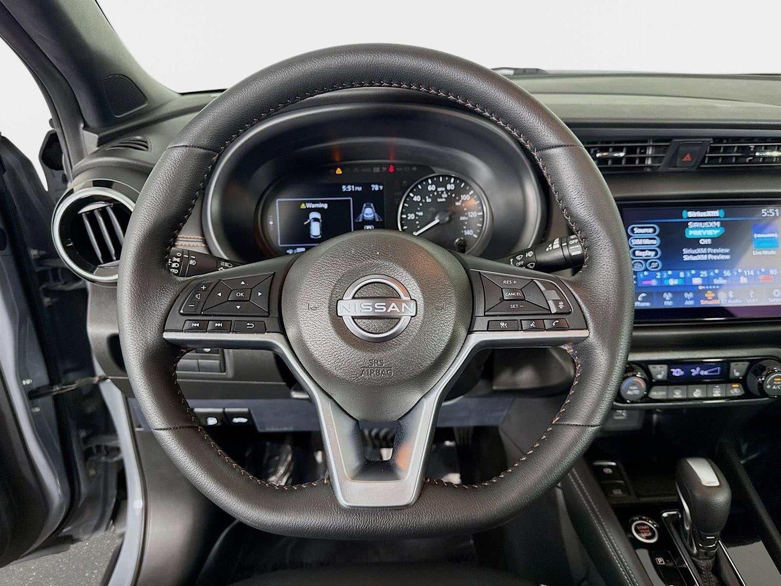 2023 Nissan Kicks SR