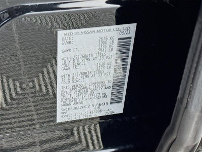 2023 Nissan Pathfinder SV