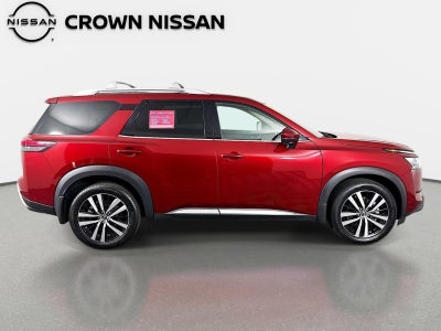 2023 Nissan Pathfinder Platinum