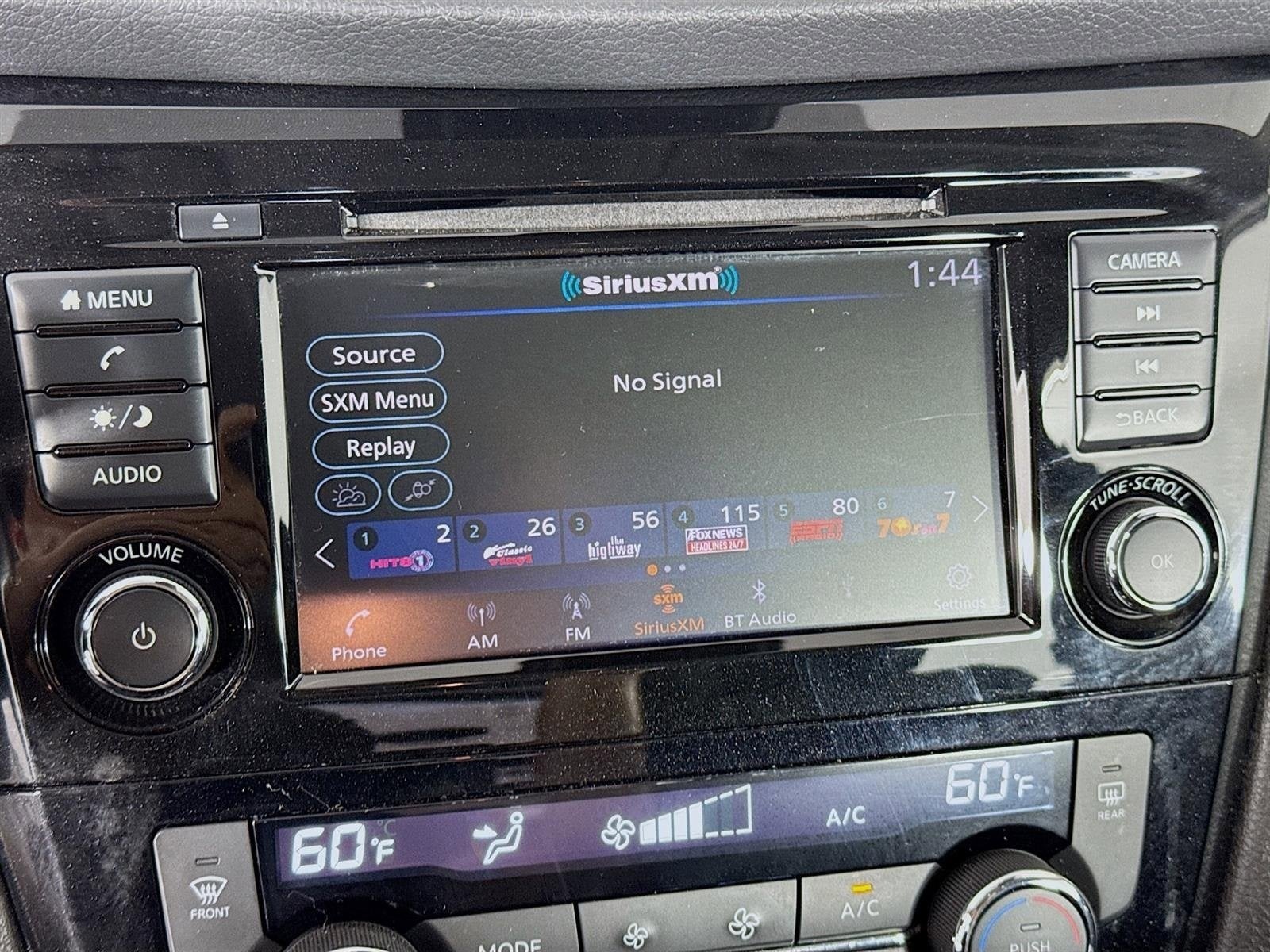 2022 Nissan Rogue Sport SV
