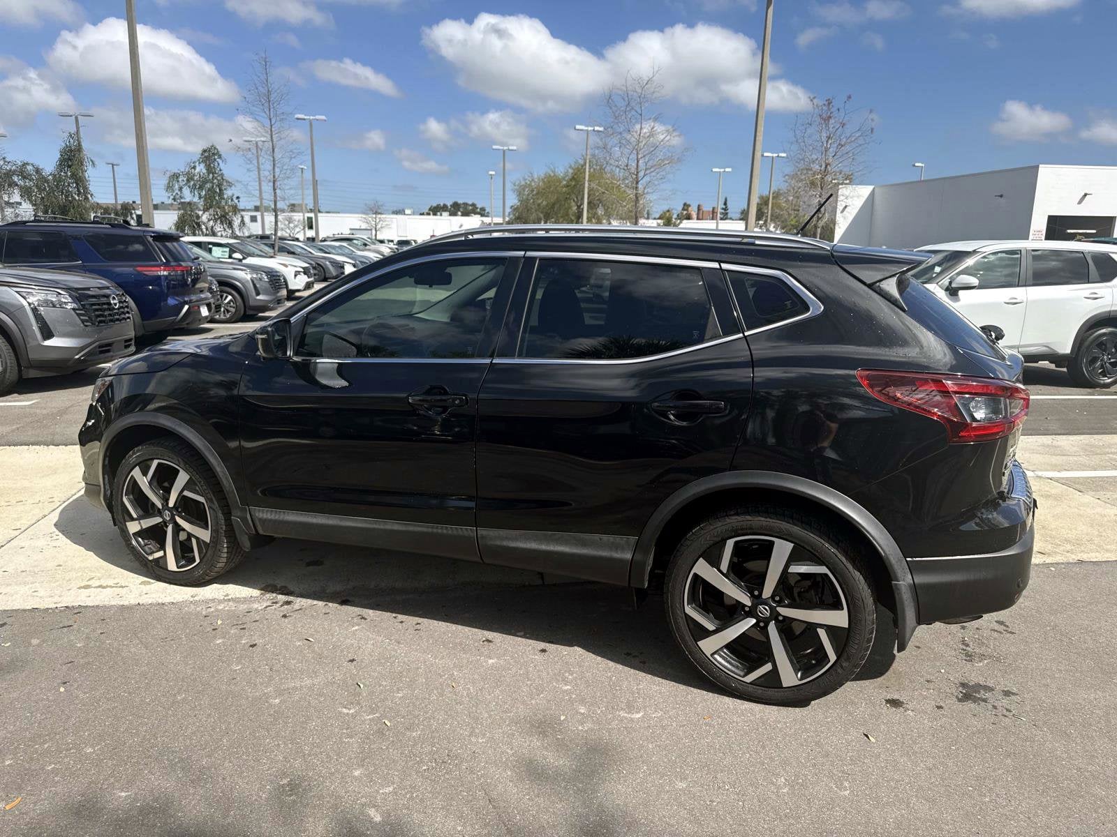 2020 Nissan Rogue Sport SL