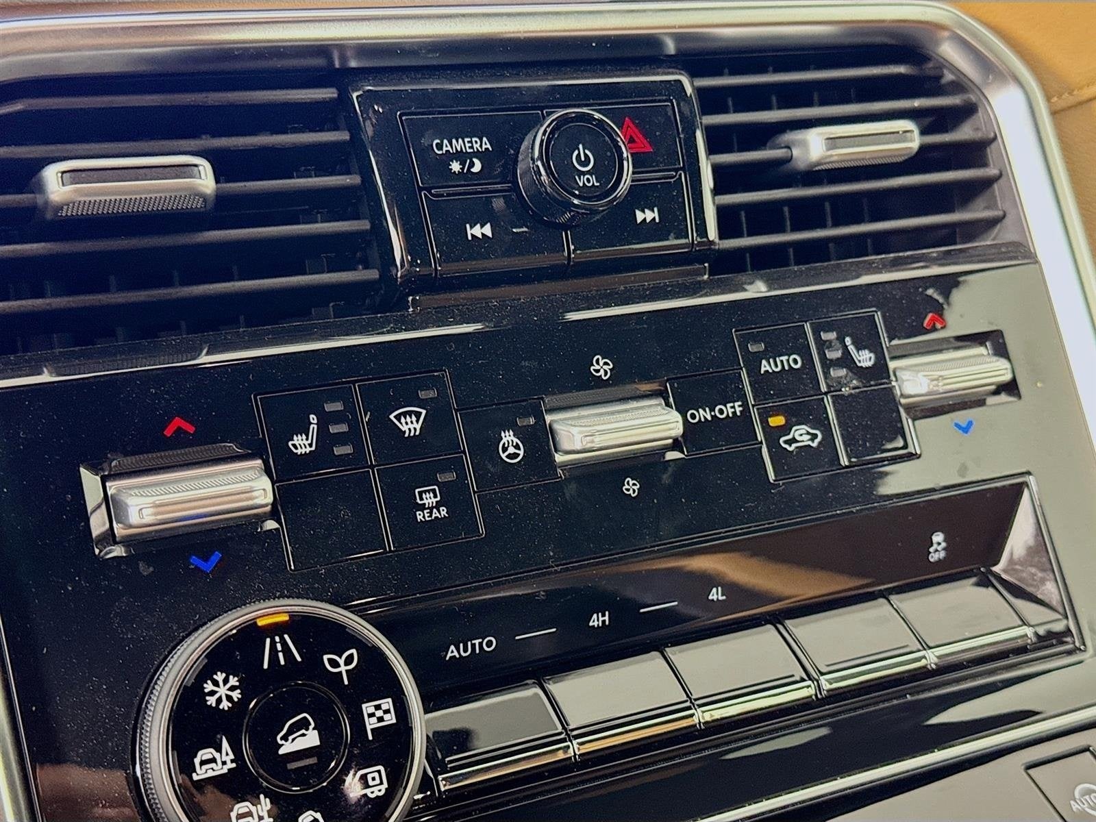 2025 Nissan Armada SL