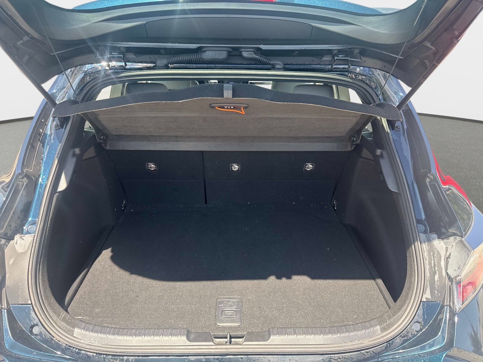 2020 Toyota Corolla Hatchback SE