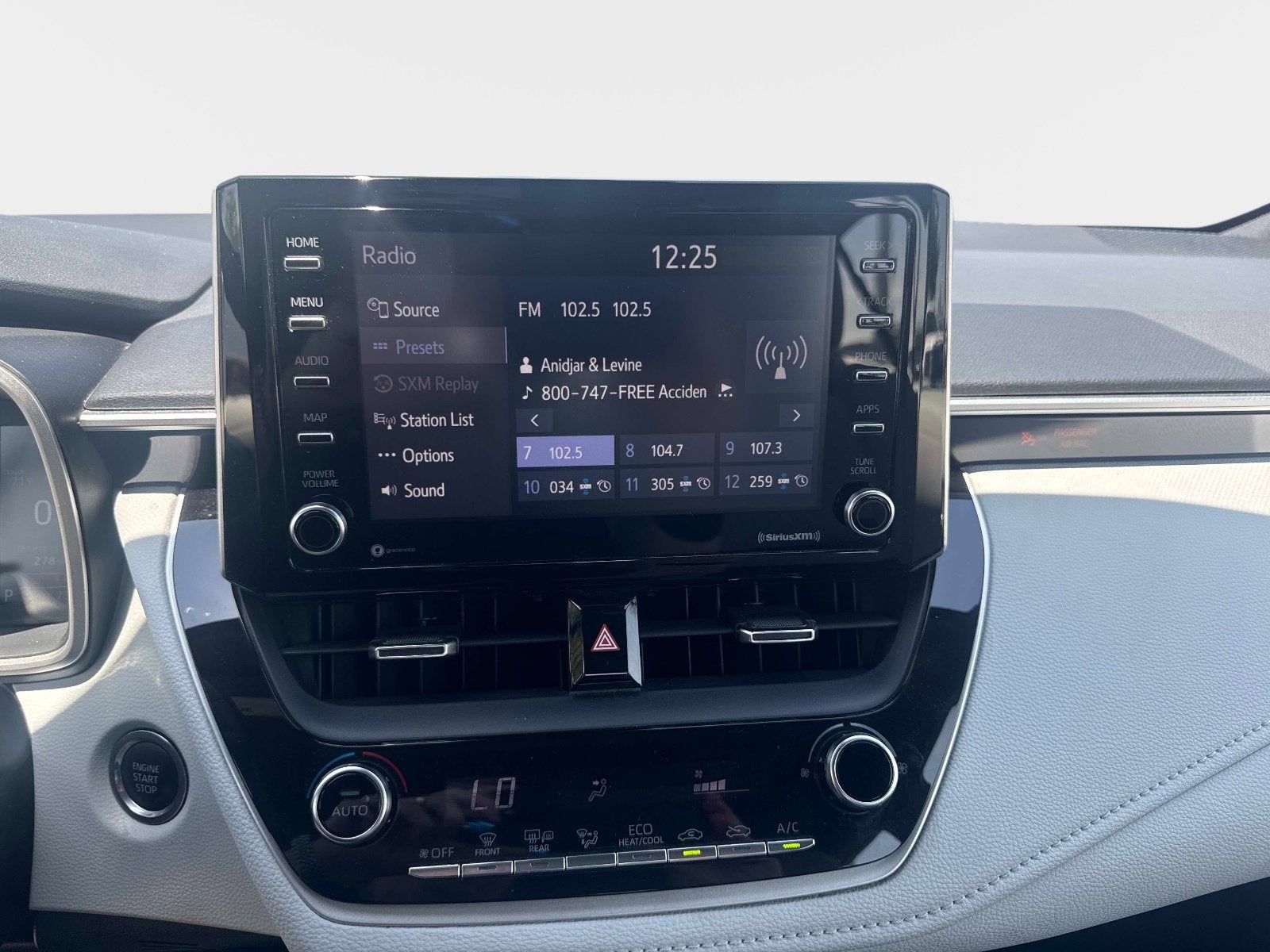 2020 Toyota Corolla Hatchback SE