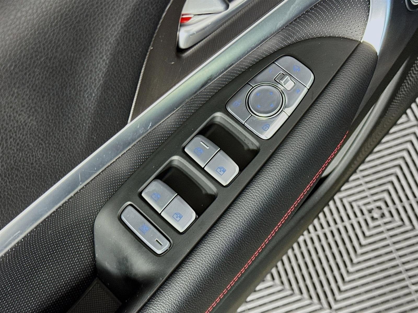 2025 Genesis G70 3.3T Sport Advanced