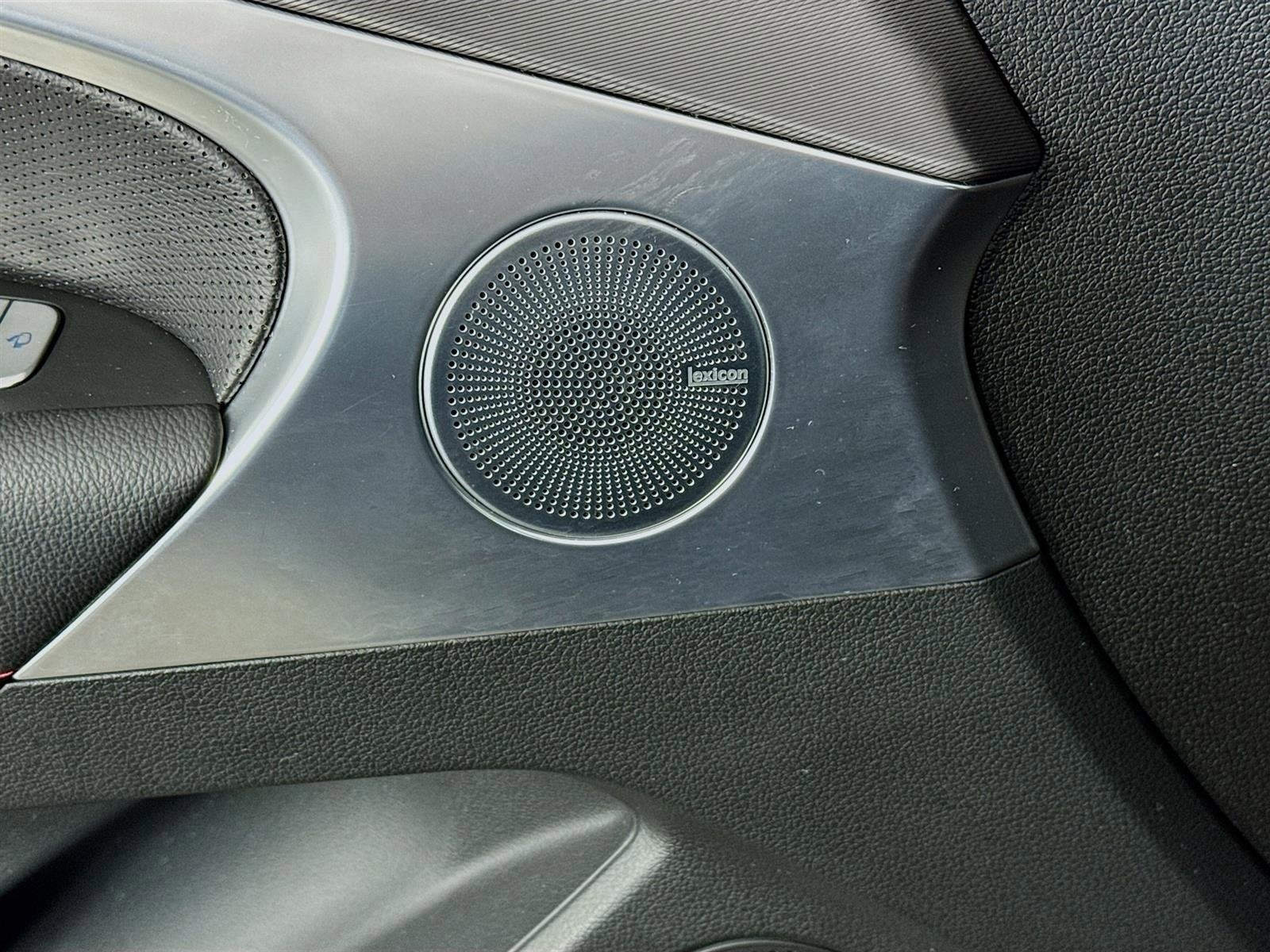 2025 Genesis G70 3.3T Sport Advanced