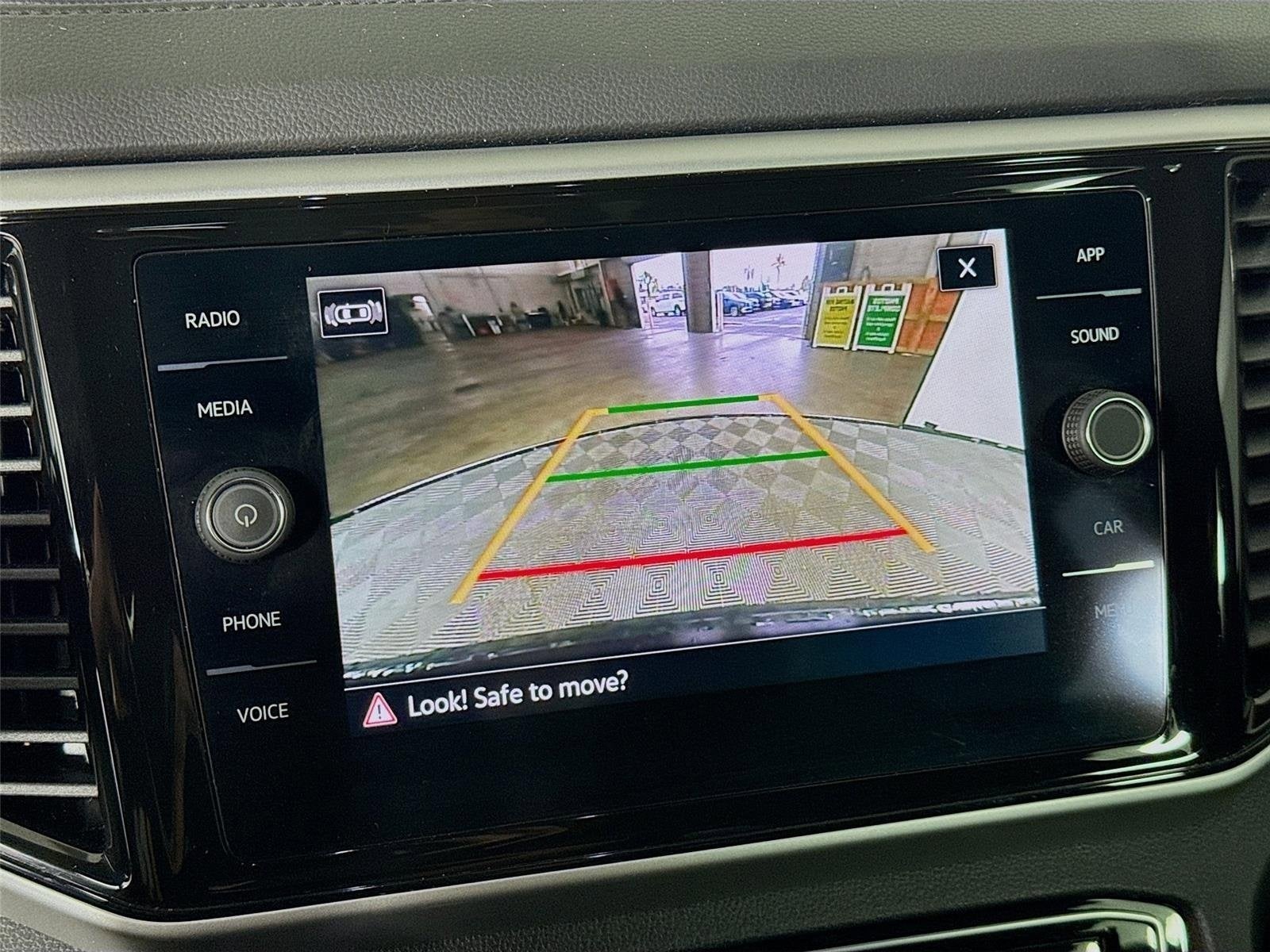 2022 Volkswagen Atlas Cross Sport 3.6L V6 SE w/Technology