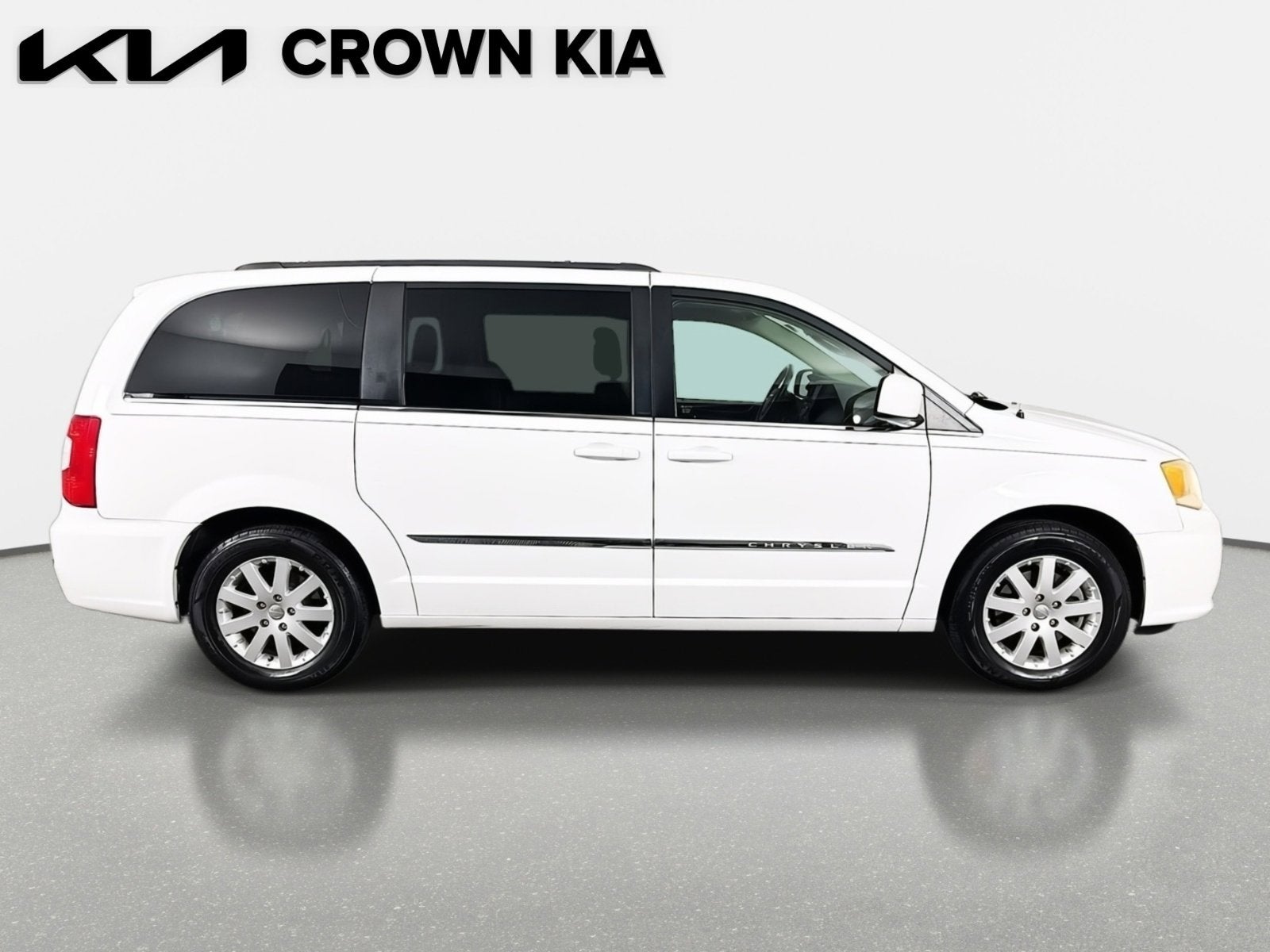 2014 Chrysler Town & Country Touring