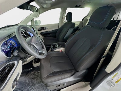 2021 Chrysler Pacifica Touring