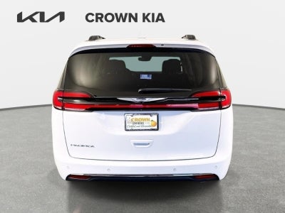 2021 Chrysler Pacifica Touring