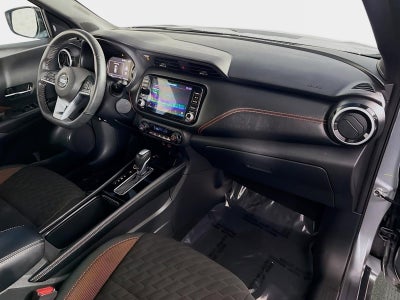 2021 Nissan Kicks SR