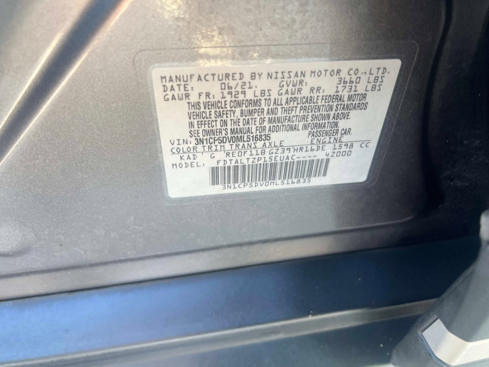 2021 Nissan Kicks SR