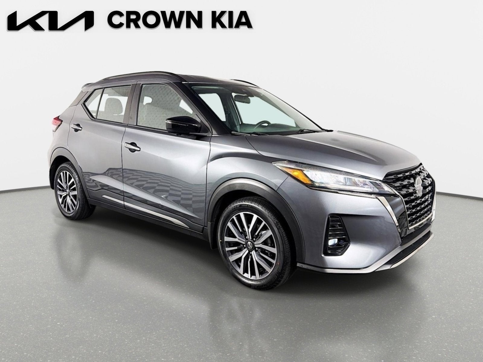 2021 Nissan Kicks SR