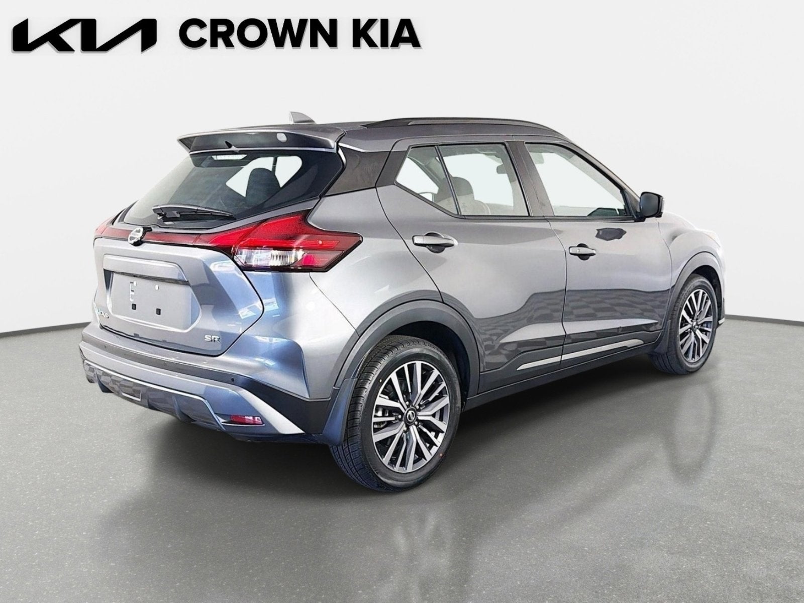 2021 Nissan Kicks SR