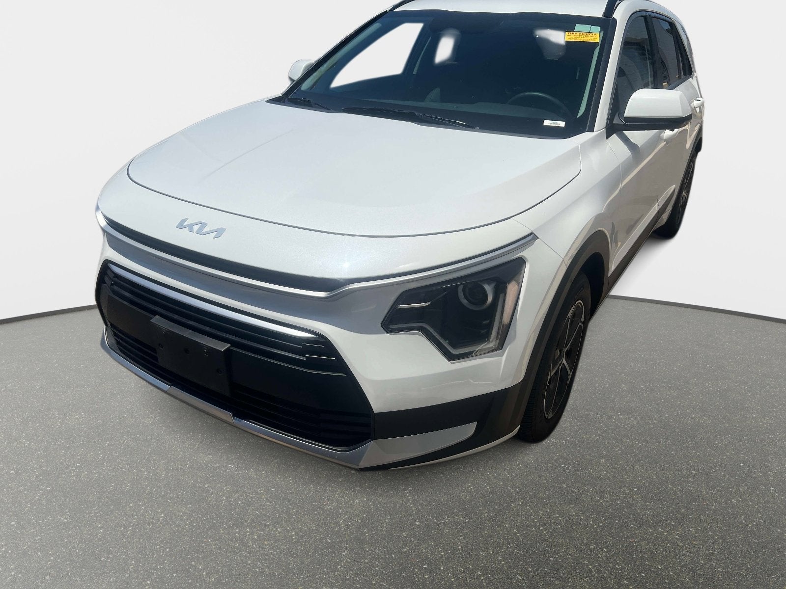 2023 Kia Niro LX