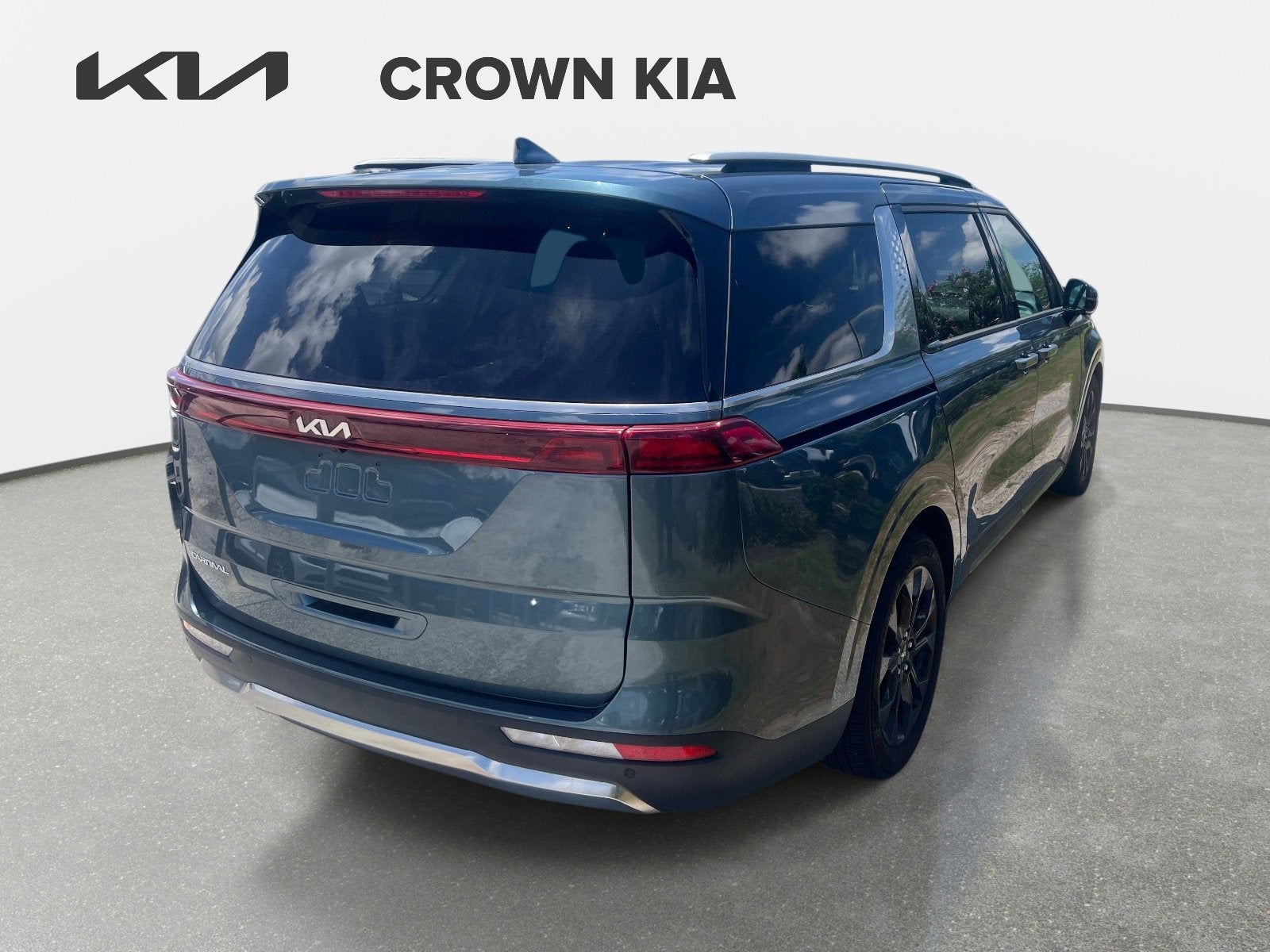 2023 Kia Carnival SX