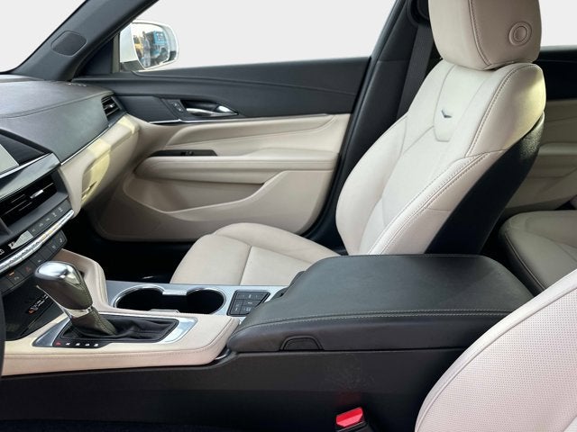 2025 Cadillac CT4 Premium Luxury