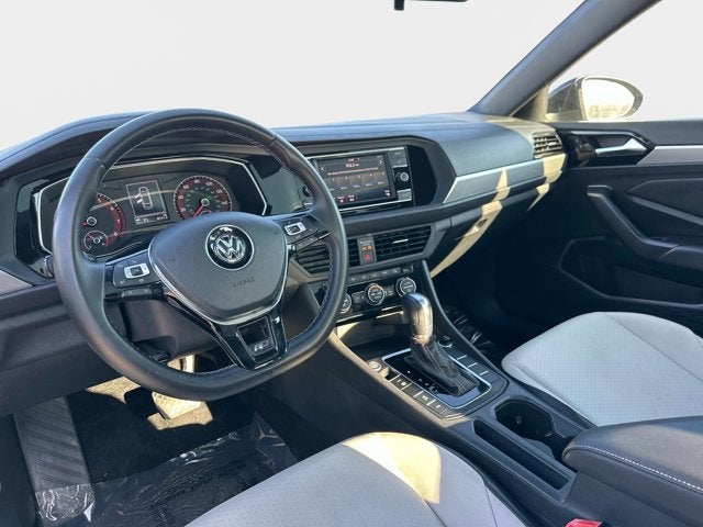 2019 Volkswagen Jetta R-Line