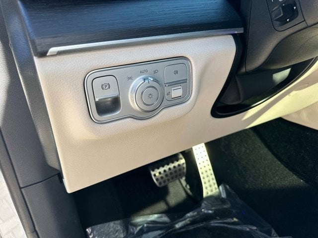 2025 Mercedes-Benz GLS 450