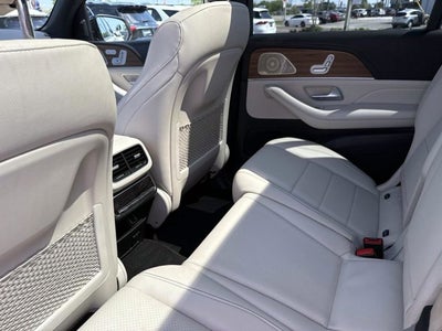 2023 Mercedes-Benz GLS 450