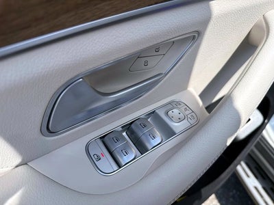 2023 Mercedes-Benz GLS 450