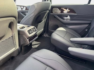 2025 Mercedes-Benz GLS 450