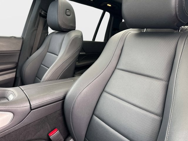 2023 Mercedes-Benz GLS 450