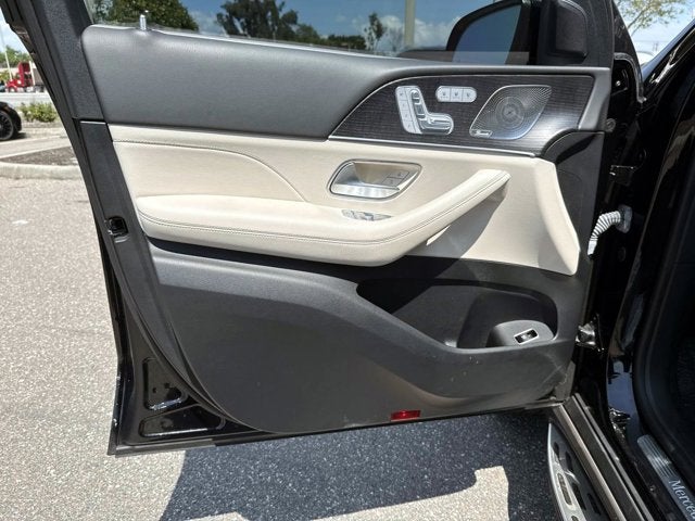 2023 Mercedes-Benz GLS 580