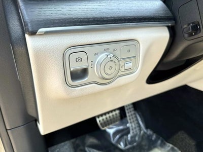 2023 Mercedes-Benz GLS 580