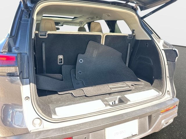 2022 INFINITI QX60 LUXE