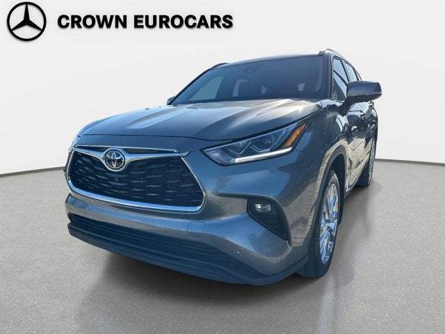 2025 Toyota Highlander LE