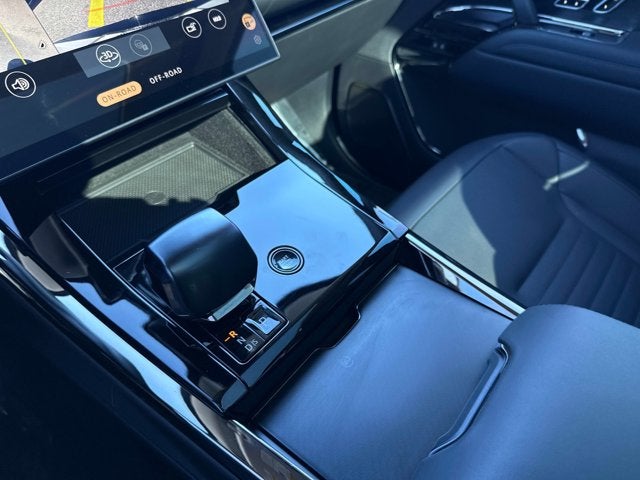 2025 Land Rover Range Rover Sport SV Edition Two