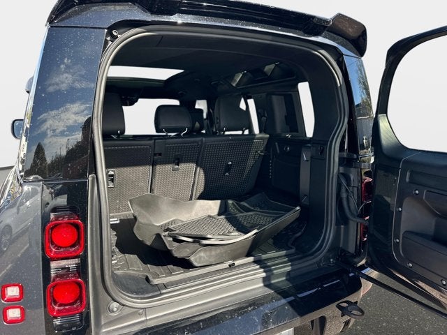 2022 Land Rover Defender X-Dynamic HSE