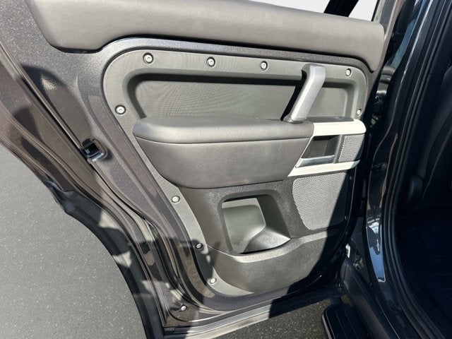 2022 Land Rover Defender X-Dynamic HSE