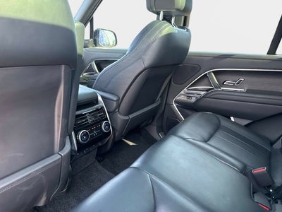 2023 Land Rover Range Rover SE