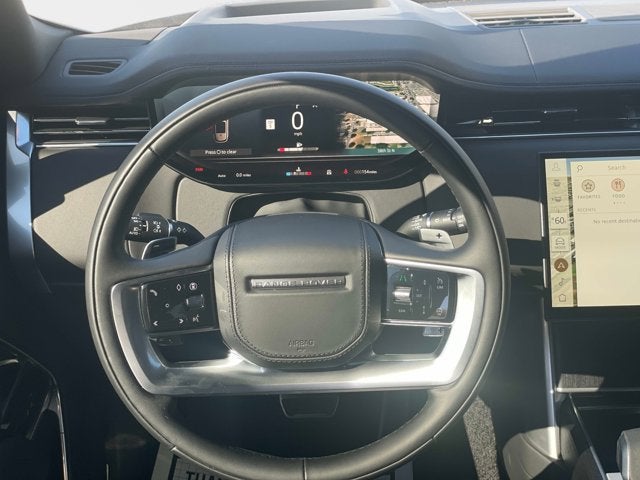 2025 Land Rover Range Rover SE