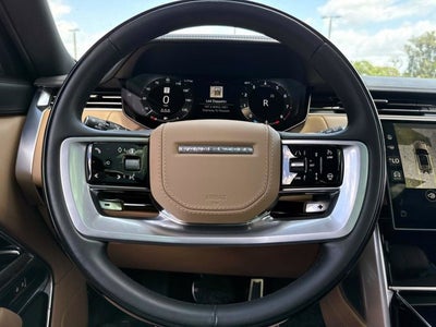 2025 Land Rover Range Rover SE