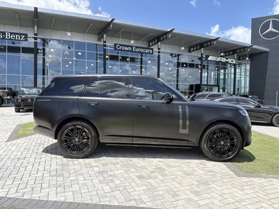 2025 Land Rover Range Rover SE